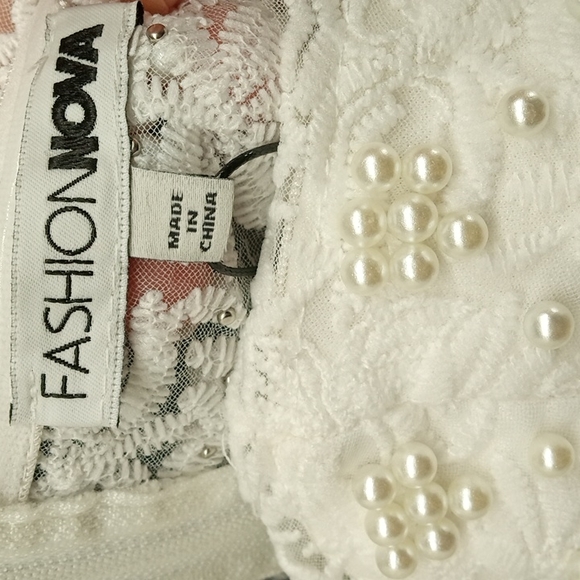 Fashion Nova PEARL BUSTIER BODYSUIT SIZE SMALL - Picture 4 of 6